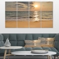 thumbnail image 1 of Design Art - Plage de sable tropical sombre au coucher du soleil, 1 of 3