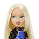 thumbnail image 4 of Muñeca de moda Bratz Scorchin' Cloe con accesorios, 4 of 8