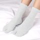thumbnail image 5 of 3 pares de calcetines con chanclas Tabi con puntera dividida, calcetines elásticos para hombres, niños y mujeres, 5 of 6
