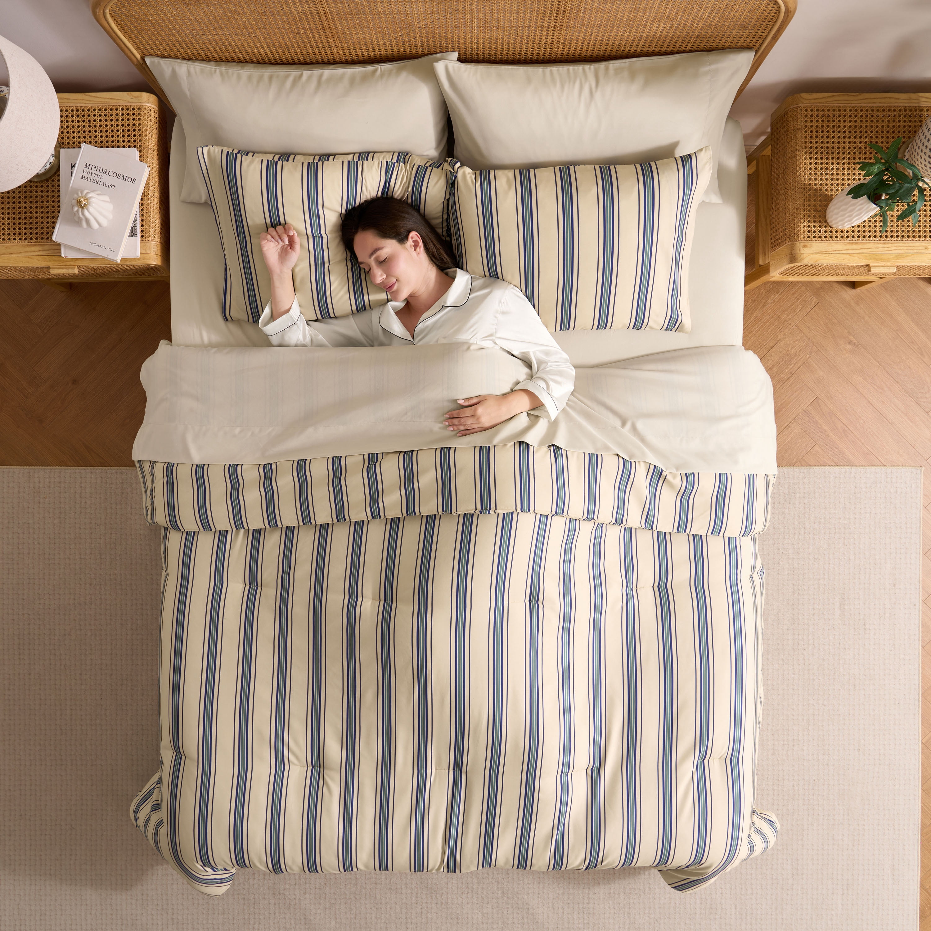 Virtu Twin XL Comforter Set, Bed In A Bag 5 Pc Striped Bedding Set, Cream