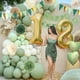 thumbnail image 4 of Set de decoración para fiestas Aurasys, color verde salvia, cumpleaños para mujeres y hombres, 4 of 5