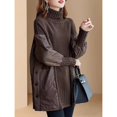 thumbnail image 1 of Suéter de cuello alto de dos piezas falso con costura marrón para mujer, prenda exterior holgada y gruesa de invierno, estilo occidental, que reduce la edad, 1 of 5