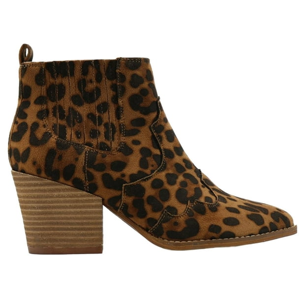 pointed leopard booties