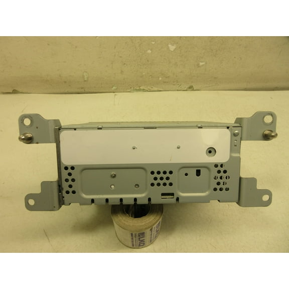Pre-Owned 19 20 Ford Fusion AM FM Sirius XM Audio Radio Player Receiver OEM LKQ (Good)