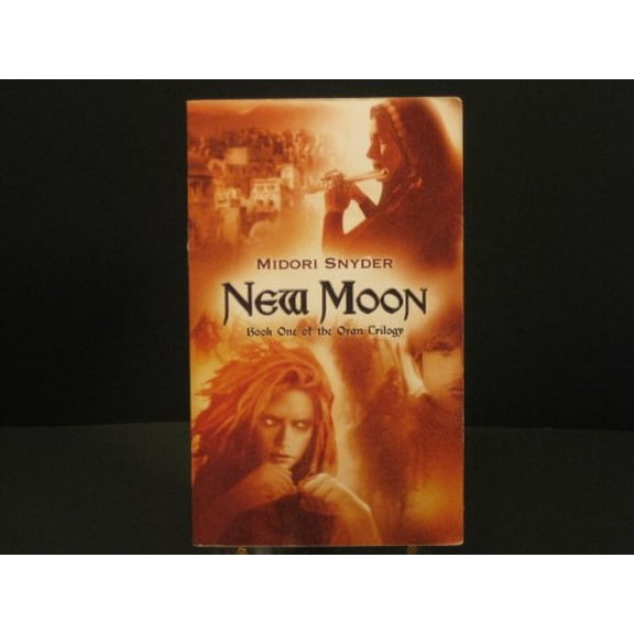 Pre-Owned New Moon: Book One of the Oran Trilogy (Paperback) 0142403490 9780142403495