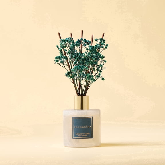 COCORRÍNA Cashmere Vanilla Reed Diffuser Set, 6.7 fl oz Glass Bottle with Dried Flower, Long Lasting Fragrance for Home Bedroom Bathroom Office Decor, Gift