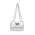 thumbnail image 1 of Bolso de hombro acolchado para mujer, bolso de mano que combina con todo, Color sólido, bolso de viaje para mujer, 1 of 7