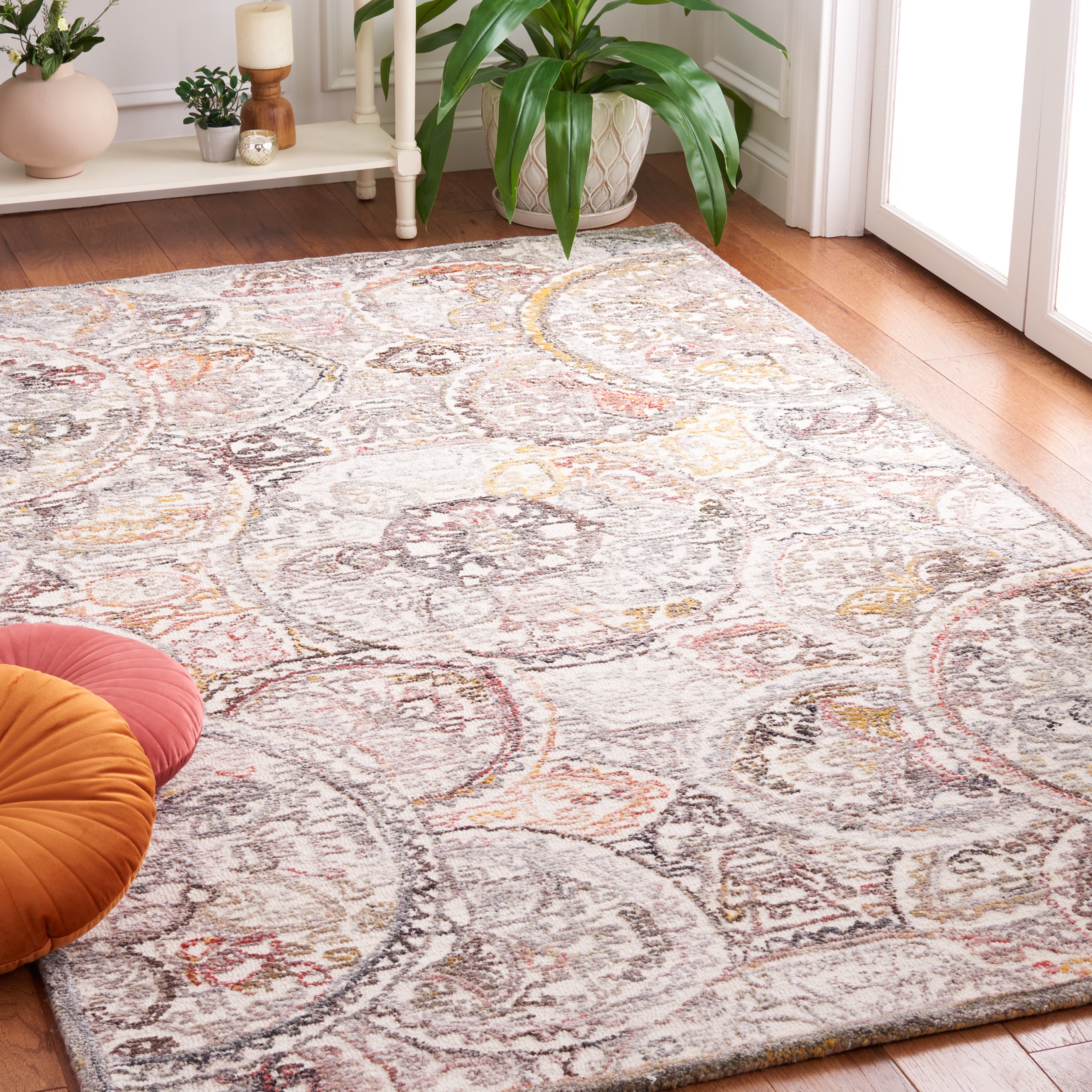 SAFAVIEH Metro Luvina Medallion Area Rug, Ivory/Red, 3' x 5'
