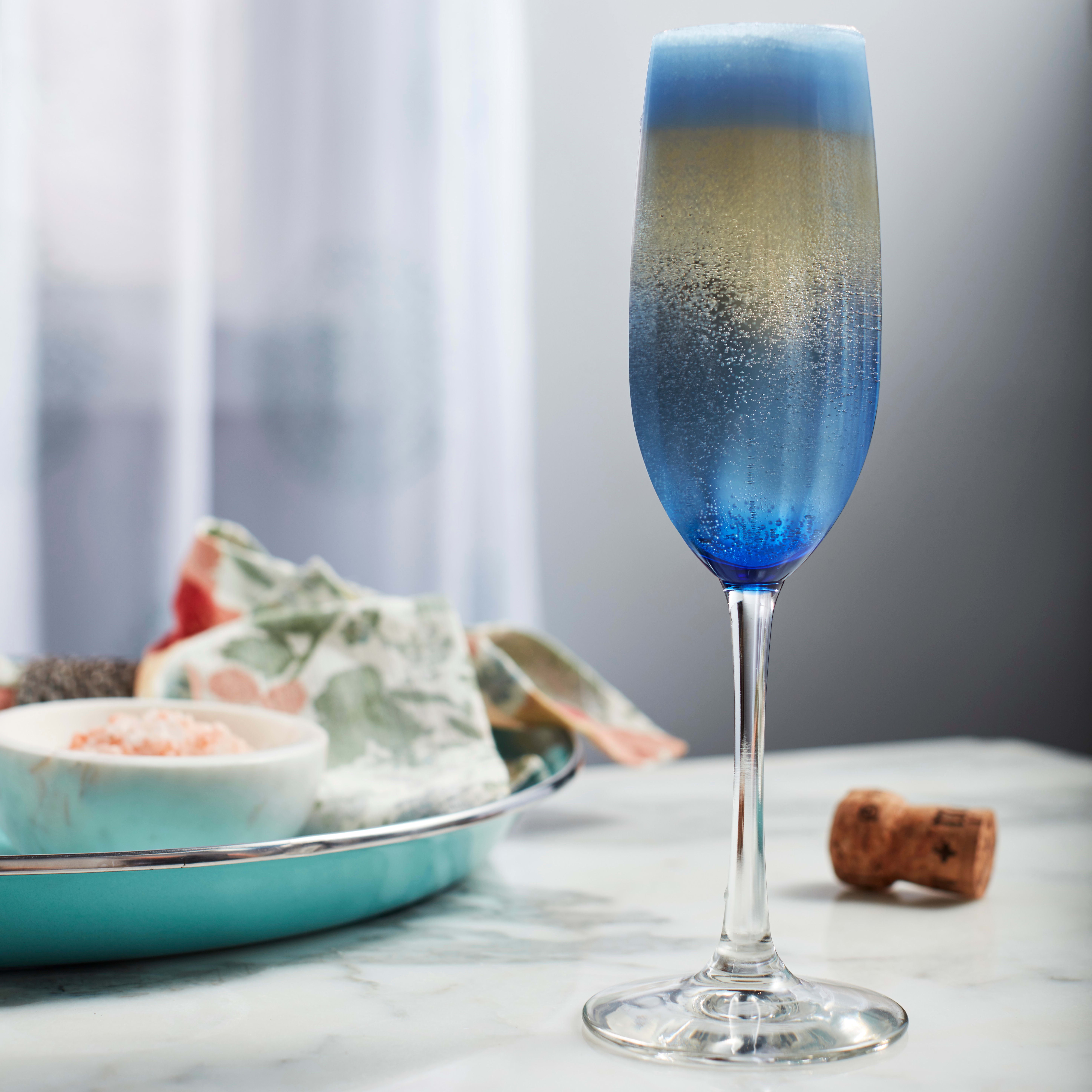 SET OF 4 Libbey VINA BLUE Champagne Flutes Glasses- 8 OZ