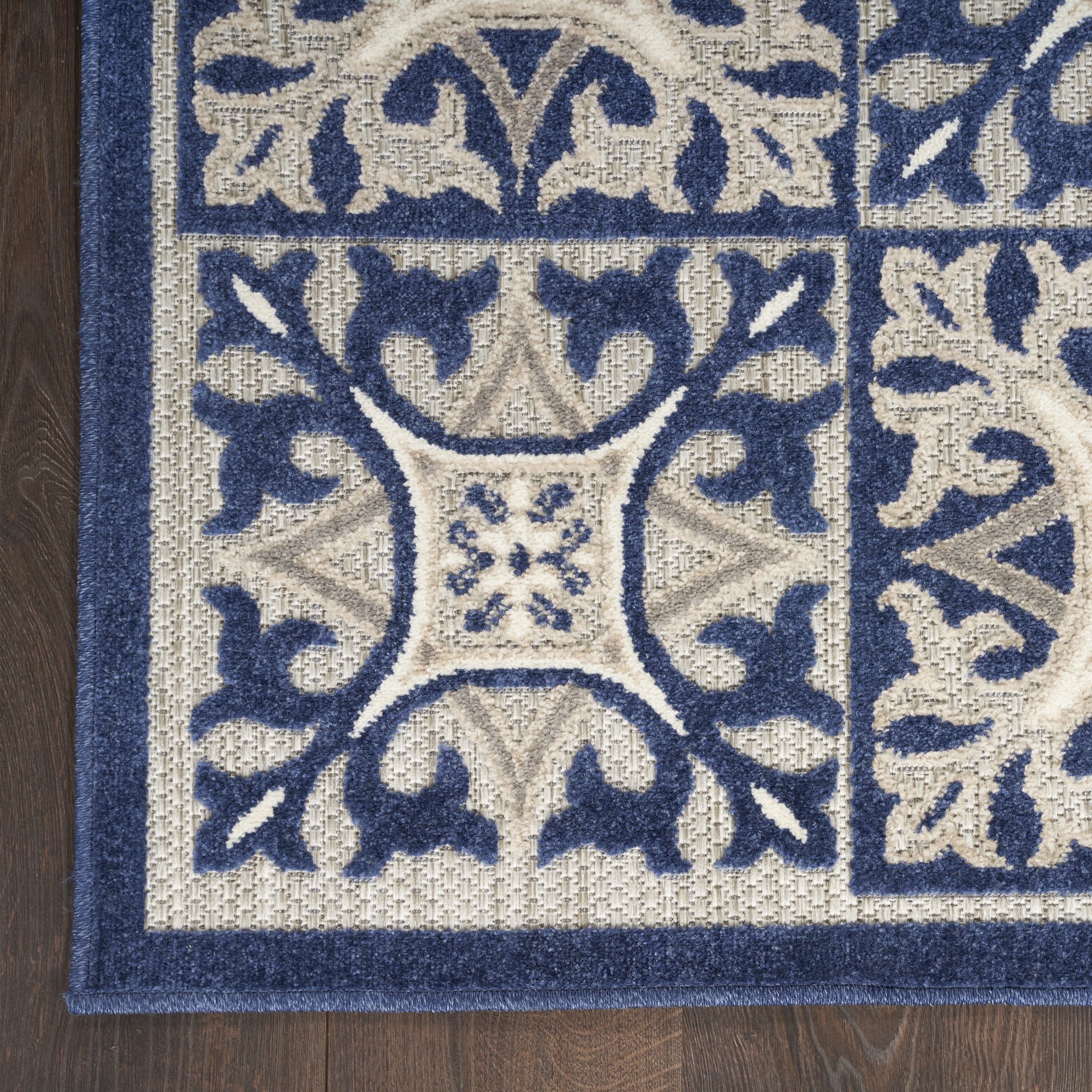 Nourison Aloha Indoor/Outdoor Blue 9' x 12' Area Rug, (9x12)