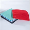 thumbnail image 4 of Support de Pot en Silicone, Isolation Antidérapante Polyvalente, Tampons Chauds en Caoutchouc Nid d'Abeille, Tapis de Table Résistant à la Chaleur, Lot de 2, 4 of 6