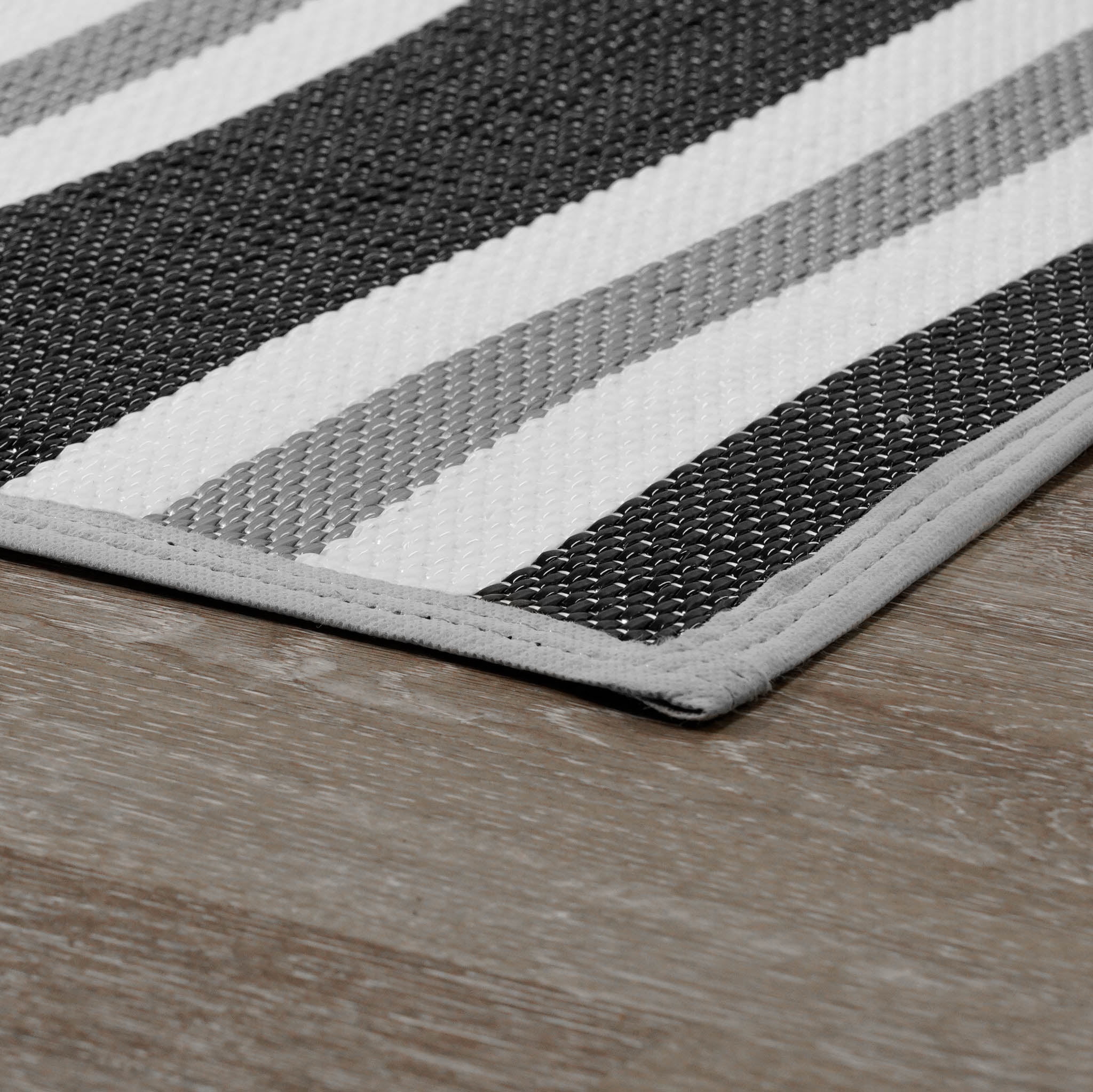 Luna Contemporary Stripe Black and Gray Polypropylene Reversible Plastic Straw Outdoor Area Rug, 8'11'' x 11'10'' Rectangle