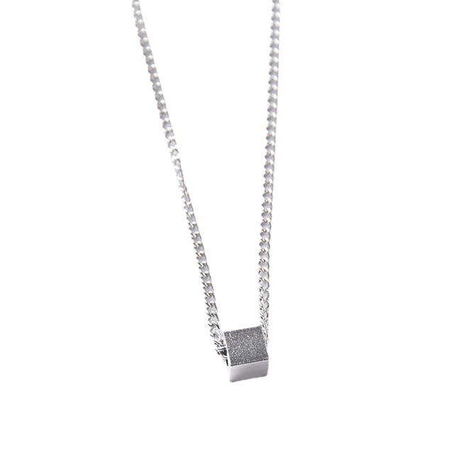 Hearth & Gear Collier Pendentif Cube Carré en Acier Inoxydable pour Hommes Collier Couple Minimaliste Pendentif Collier Rose Ensemble Collier Cœur pour Femmes Bijoux pour Femmes Colliers Pendentif Rose Collier pour Femmes