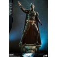 thumbnail image 4 of Figura Hot Toys 1/4 de Escala The Dark Knight Trilogy: Batman, 4 of 10