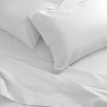 Better Homes & Gardens Signature Soft Cotton & Rayon Made from Bamboo Pillowcase Set, Standard/Queen, Arctic White