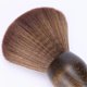 thumbnail image 2 of Cepillo profesional para el cuello de barbero con cerdas de fibra suave y mango ergonómico de madera para salones de belleza., 2 of 5