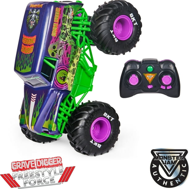 Monster Jam Grave Digger Freestyle Force RC Monster Truck, 1:15 Scale
