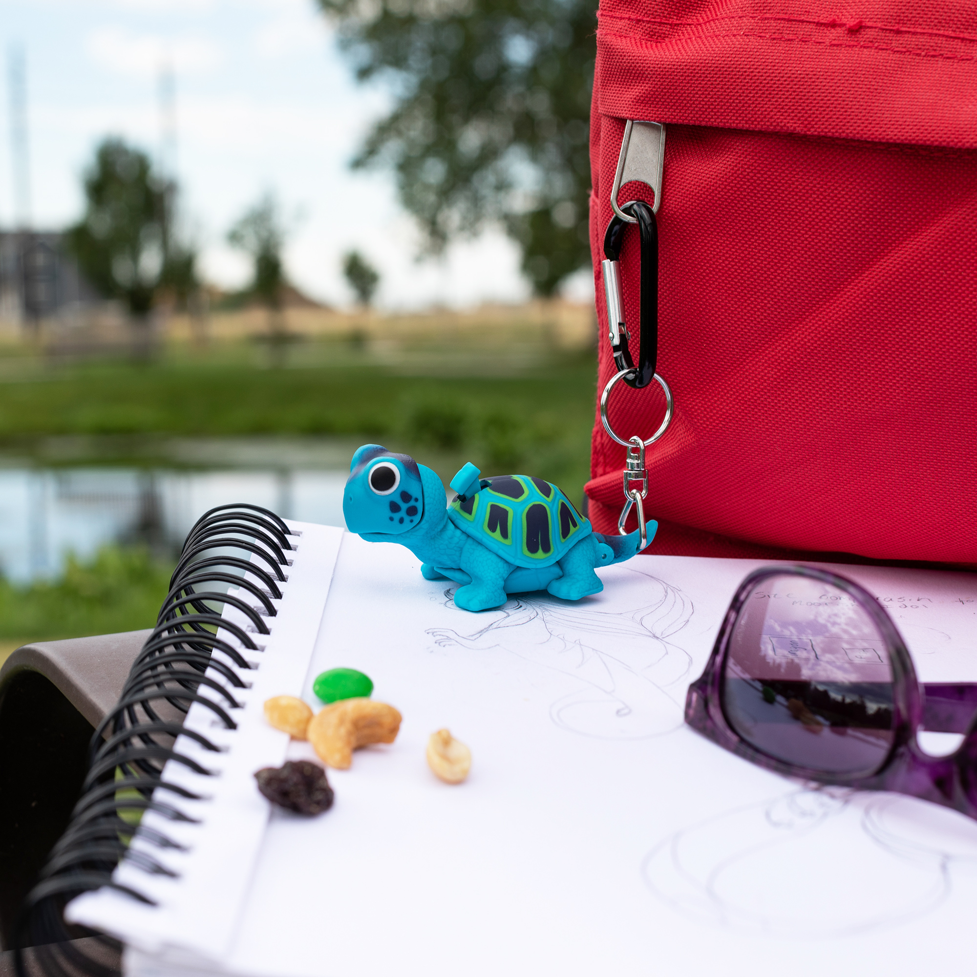 WildLight Animal Carabiner Flashlight - Green T-Rex - Walmart.com