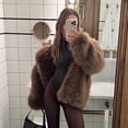 thumbnail image 3 of Moda ins europea y americana color sólido de gama alta piel de imitación respetuosa con el medio ambiente 2024 invierno nueva tendencia de chaqueta corta de temperamento de chica caliente, 3 of 5