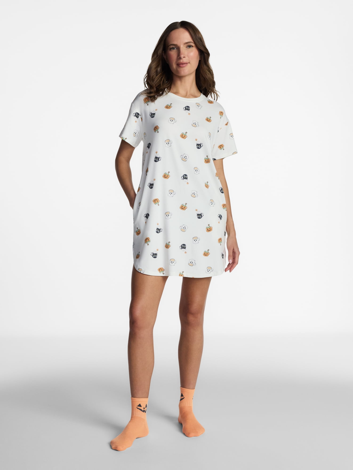 Halloween Women's Sleepshirt Top and Socks Set from Way to Celebrate, 2-Piece, Sizes XS-3X