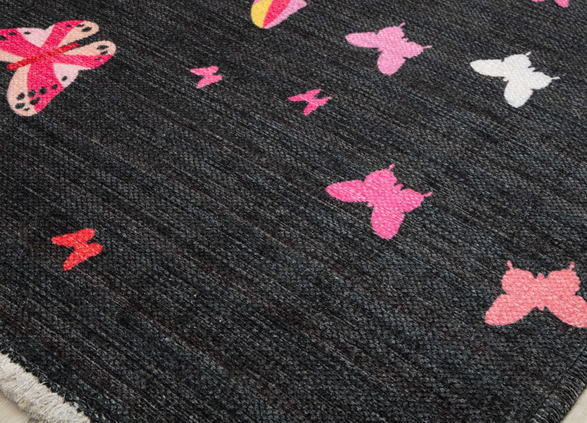 Elizabeth Sutton MI55B Winging It Graphic Modern Black Area Rug, 2'7" x 8'