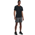 thumbnail image 3 of Shorts Under Armour Launch Run 18 cm Hombre Pequeño Gris, 3 of 6