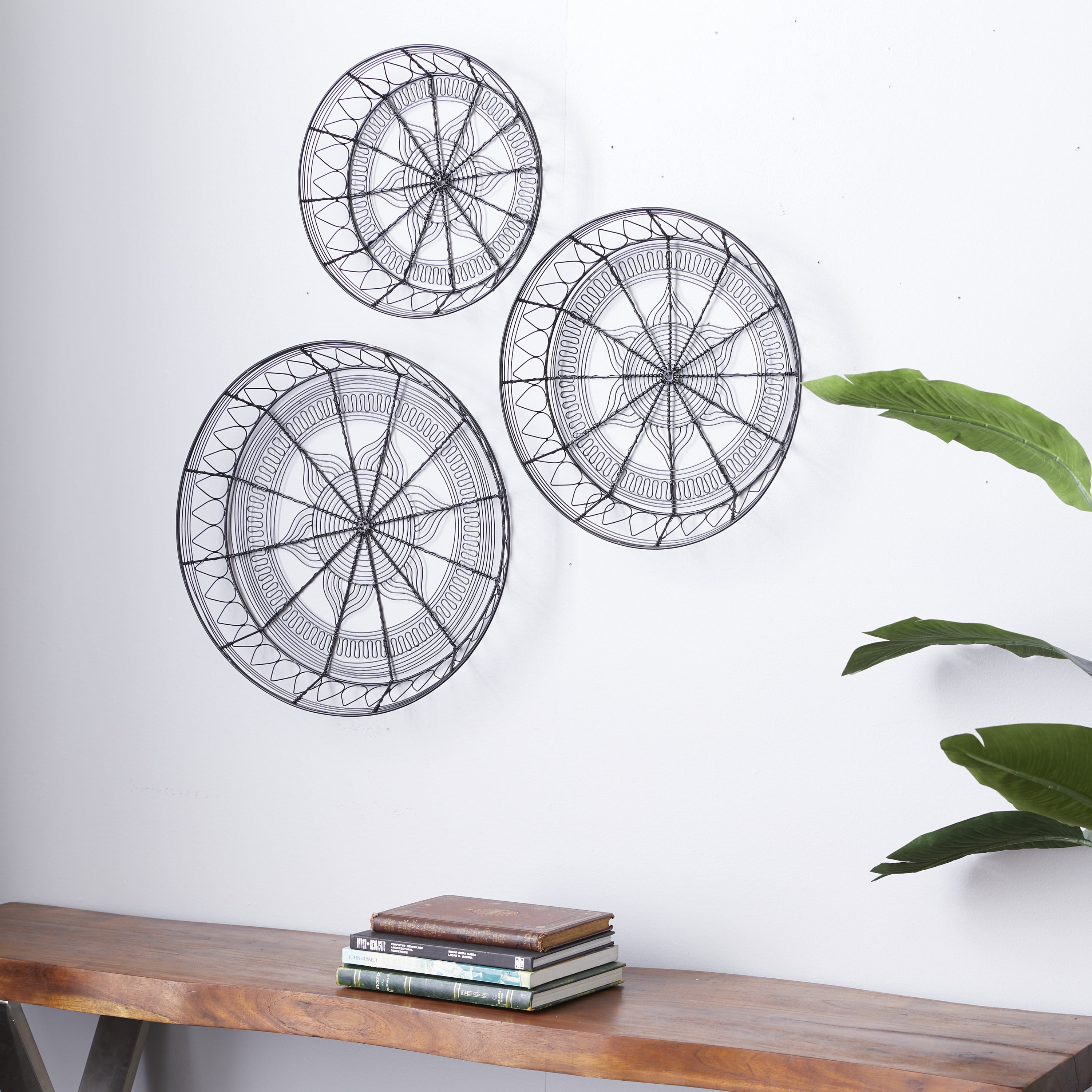 DecMode Black Metal Eclectic Wall Decor, Set of 3