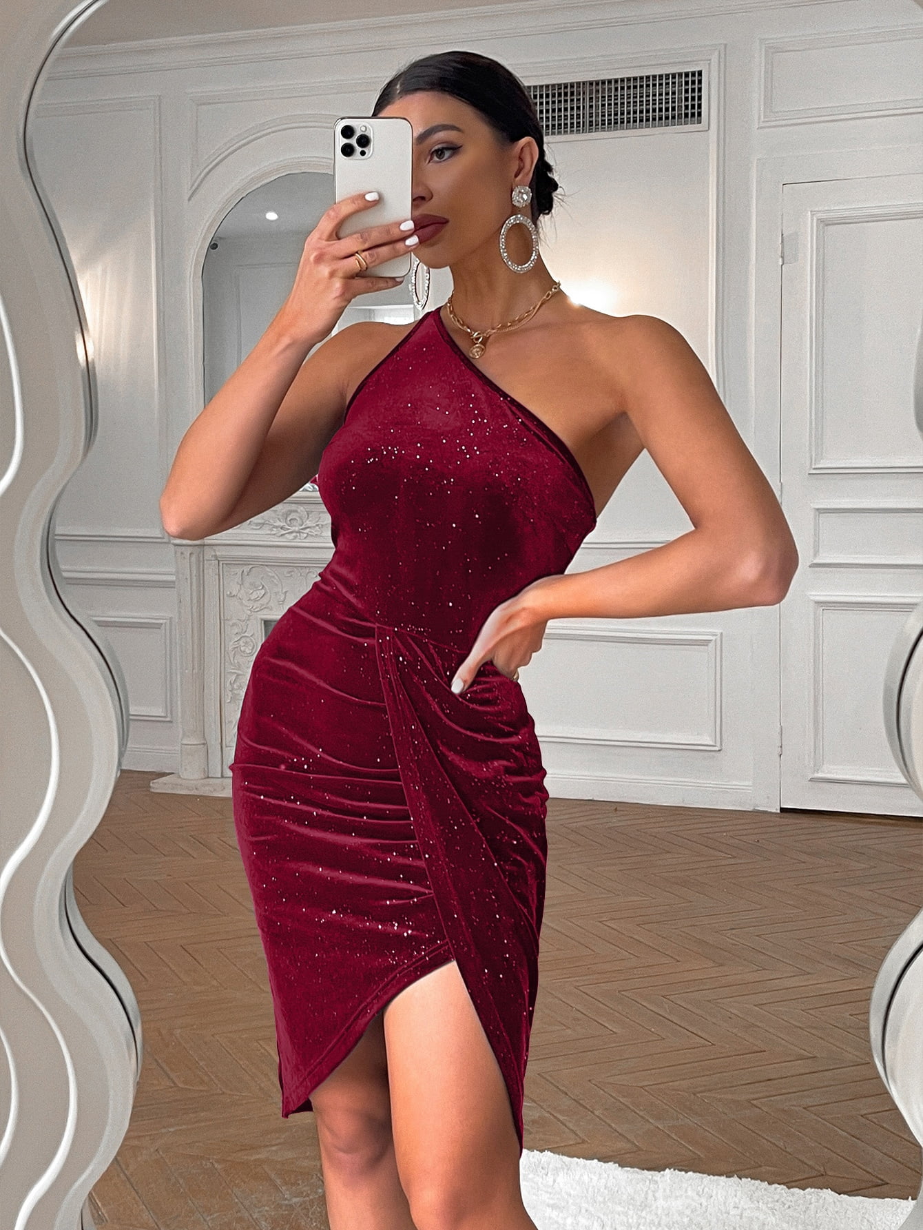 Shoulder Tulip Hem Velvet Dress 