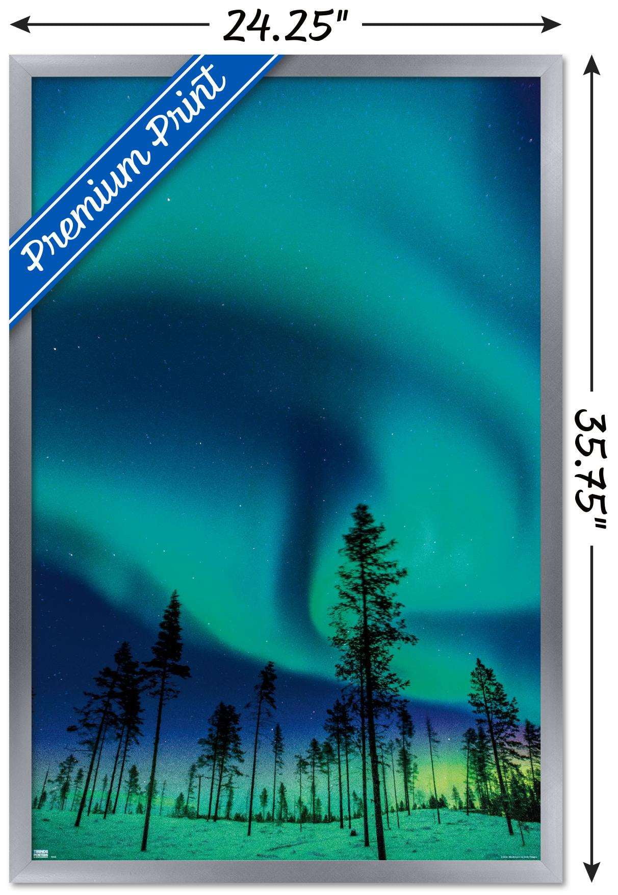 Aurora Borealis Wall Poster, 22.375" x 34", Framed