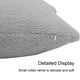 thumbnail image 4 of Funda de almohada decorativa | Funda de cojín de piel sintética con cremallera | Textura suave de osito de peluche | Cuadrada de 43 x 43 cm, 4 of 9