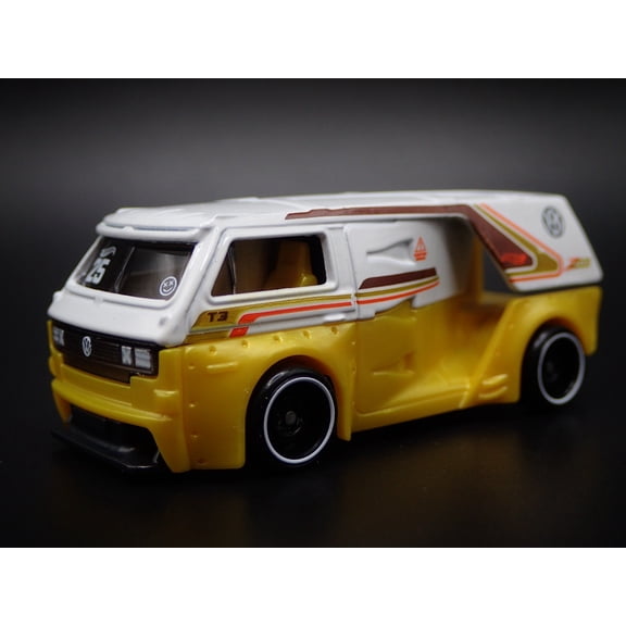 Open Box 1979-2002 VW VOLKSWAGEN TYPE 2 T3 CUSTOM VAN YELLOW 1/64 SCALE DIECAST MODEL CAR