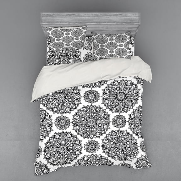Ambesonne Mandala Bedding Set 4 Pcs, Oriental Mandala Design, Queen, Black and White