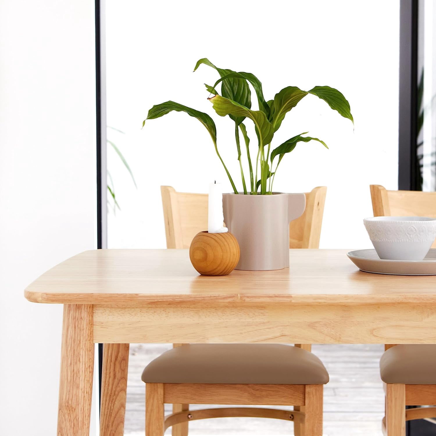 SUSUZI 47" Solid Oak Dining Table  Mid-Century Modern Wood Kitchen Table for Small Spaces, Table Olny