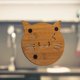 thumbnail image 2 of Almohadilla para platos de madera natural con temática de gato, resistente al calor y con diseño hueco y engrosado para proteger la vajilla, 2 of 2