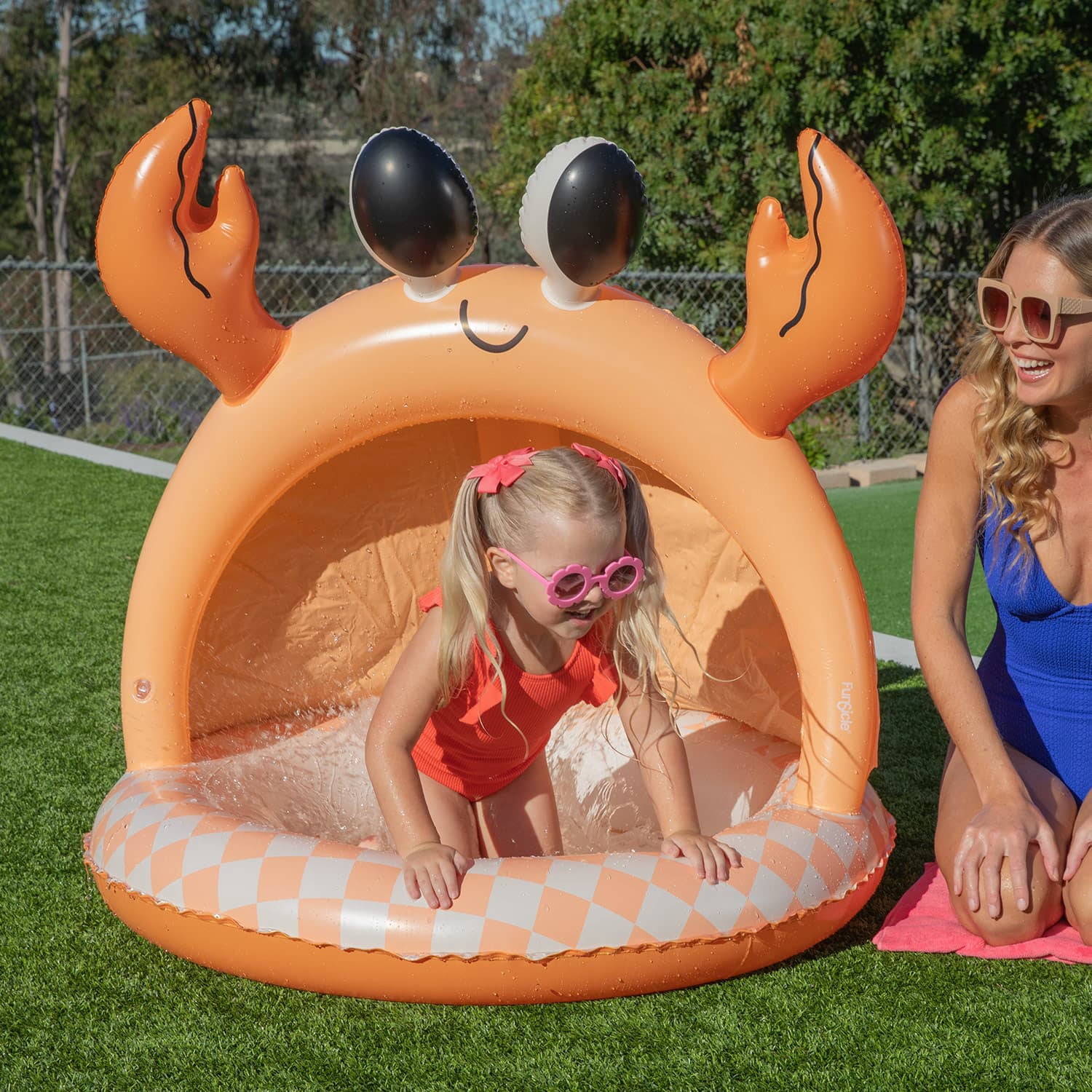 Funsicle Happy Snappy Crab Shaded Inflatable Kids Splash Pool, 40" x 40" x 38", Ages 1 to 3