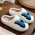 thumbnail image 1 of Zapatillas bordadas con toalla de mariposa para interior del hogar para hombres y mujeres, zapatillas de algodón con forro polar grueso antideslizantes de fondo suave para parejas, 1 of 5