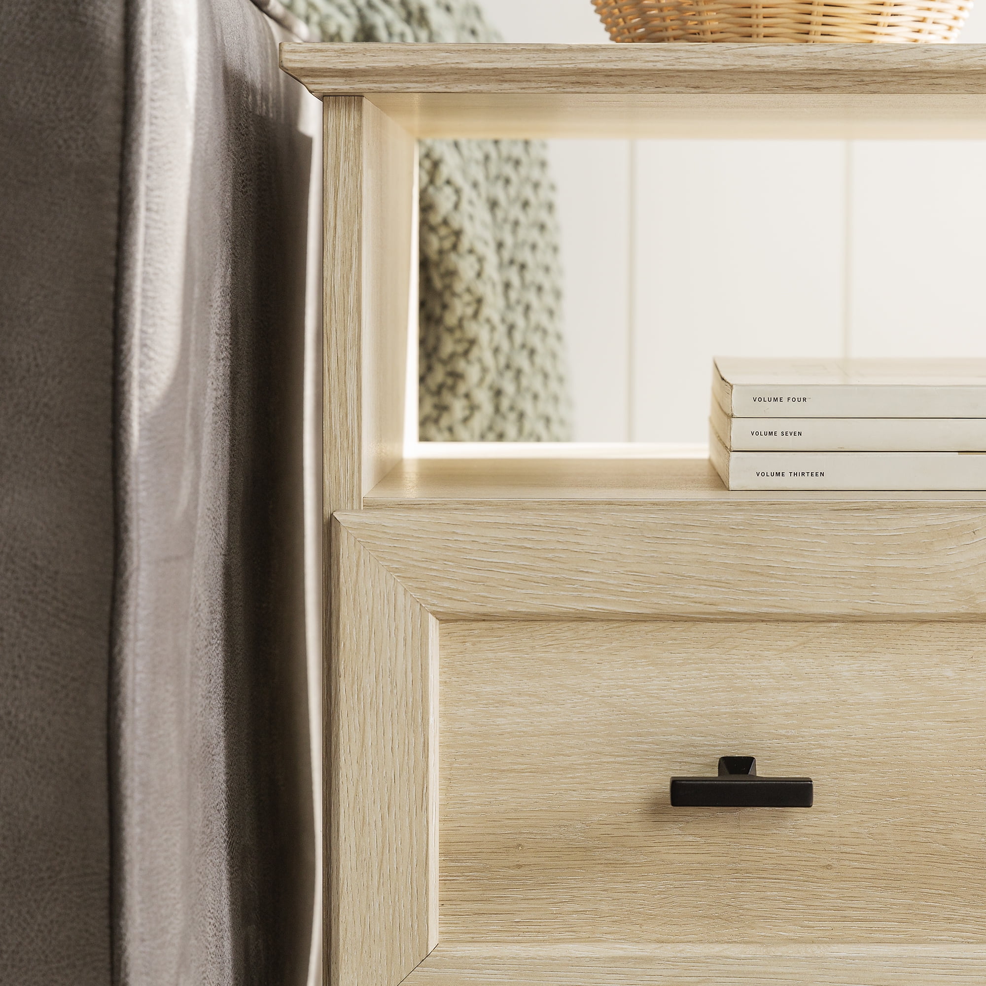 Walker Edison Traditional 2-Drawer Nightstand, Set of 2, White Oak
