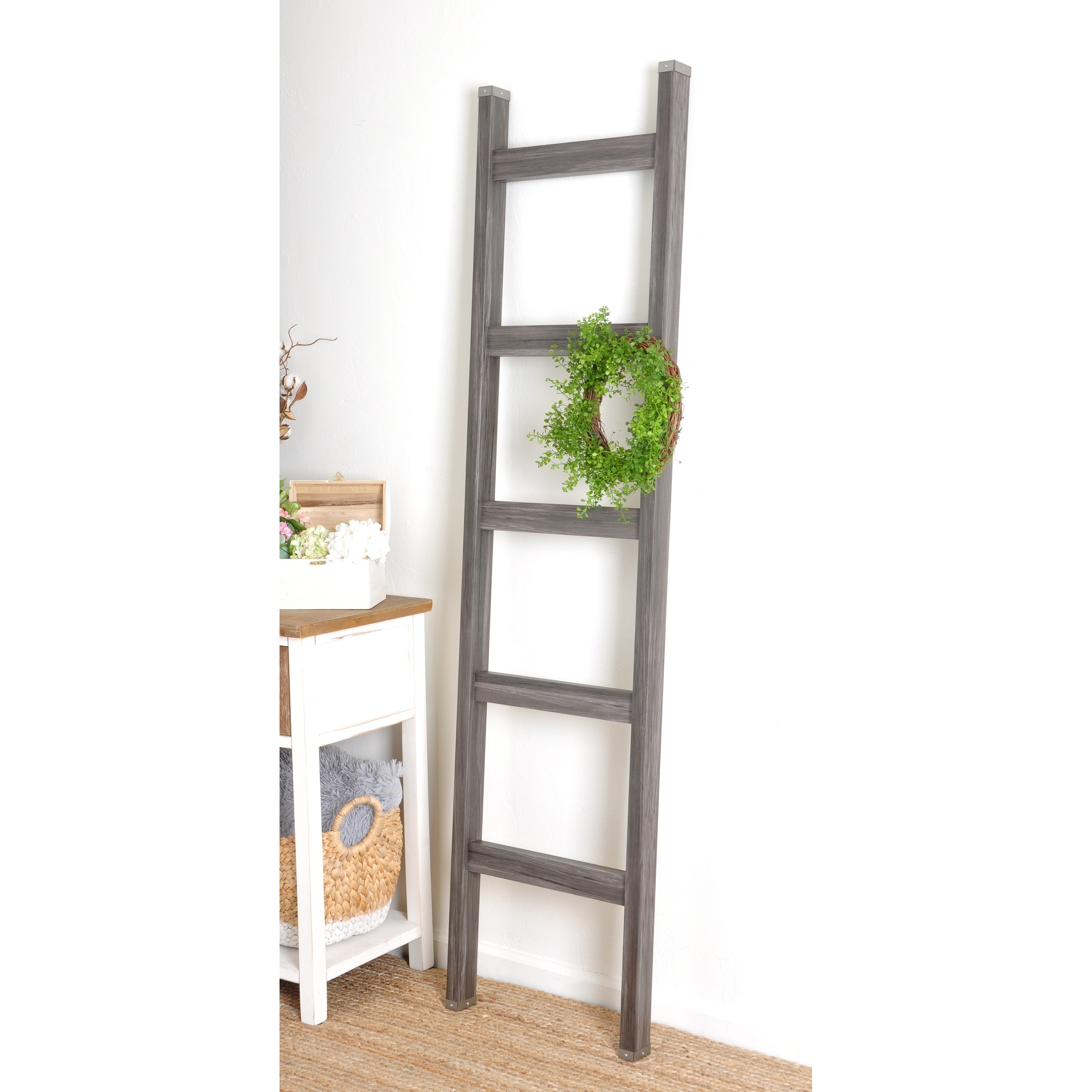 BrandtWorks Dark Gray 6ft Blanket Ladder & Faux Wreath Set 18 x 72