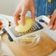 thumbnail image 4 of Rallador de Caja con Mango | Rallador de Queso y Verduras de Acero Inoxidable de Doble Cara | Mango Ergonómico Antideslizante | Recipiente Medidor Desmontable | Herramienta de Cocina Multiusos para P, 4 of 6