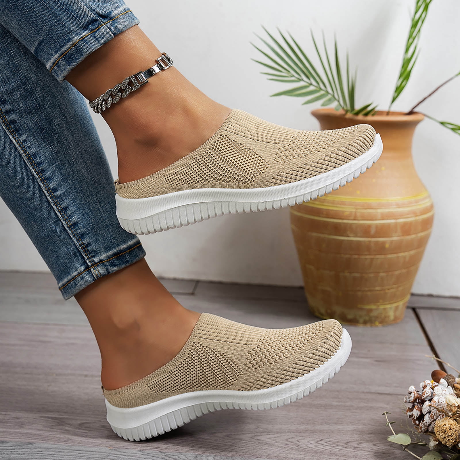 Chenyee Womens Slip On Mules Clogs Lightweight Open Back Walking Shoes Breathable Closed Toe Slides