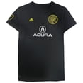 thumbnail image 1 of Adidas Chandail Ras du Cou Columbus pour Femmes, Noir, Grand, 1 of 3
