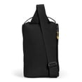 thumbnail image 2 of Bolsa The North Face Berkeley Field sin PFAS de 5 litros, color negro y dorado, 2 of 5