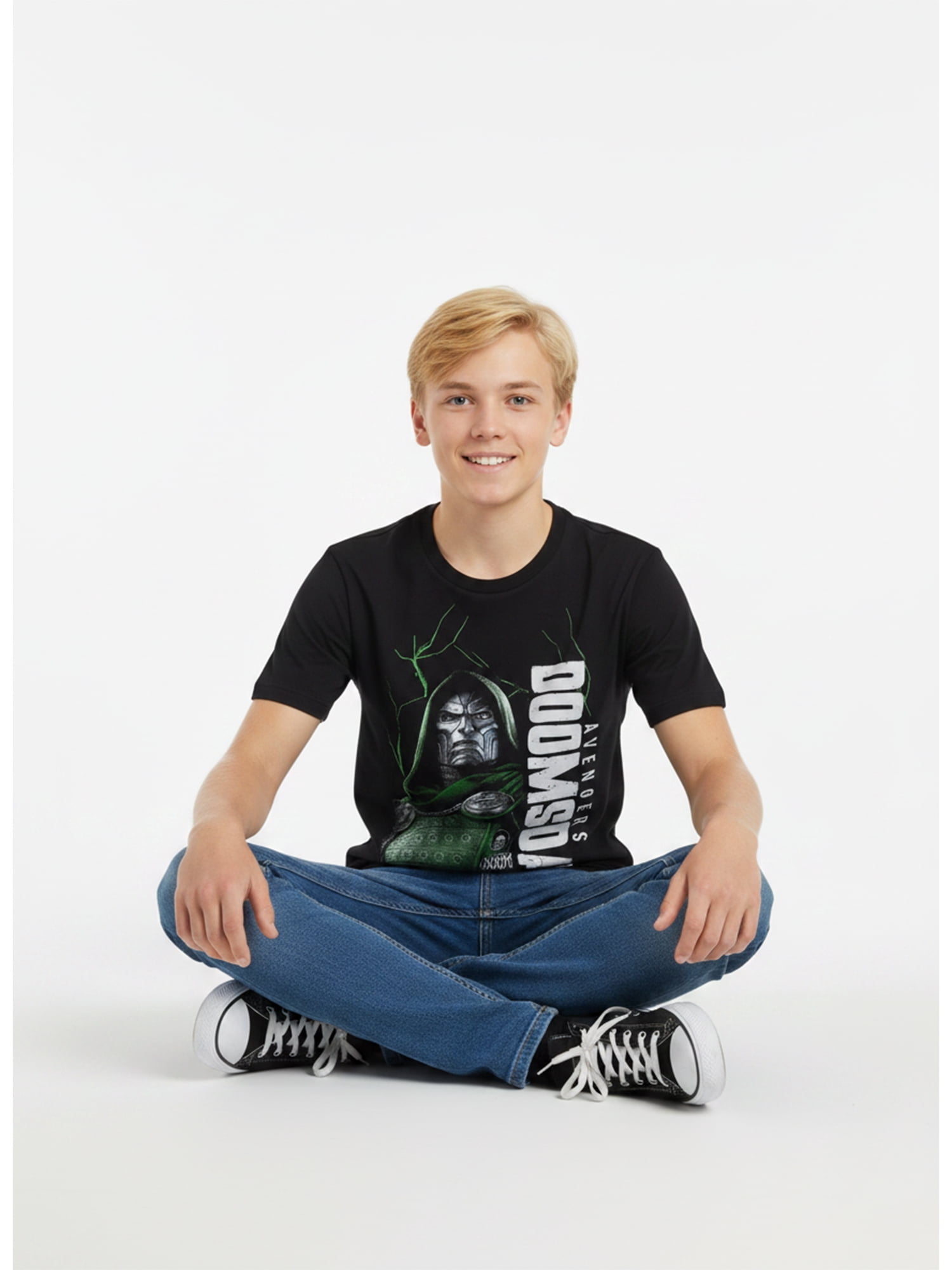 Marvel Doctor Doom, Boys' Graphic Tee with Short Sleeves, Doomsday Lightning, Sizes XS (4/5)–XXL(18)
