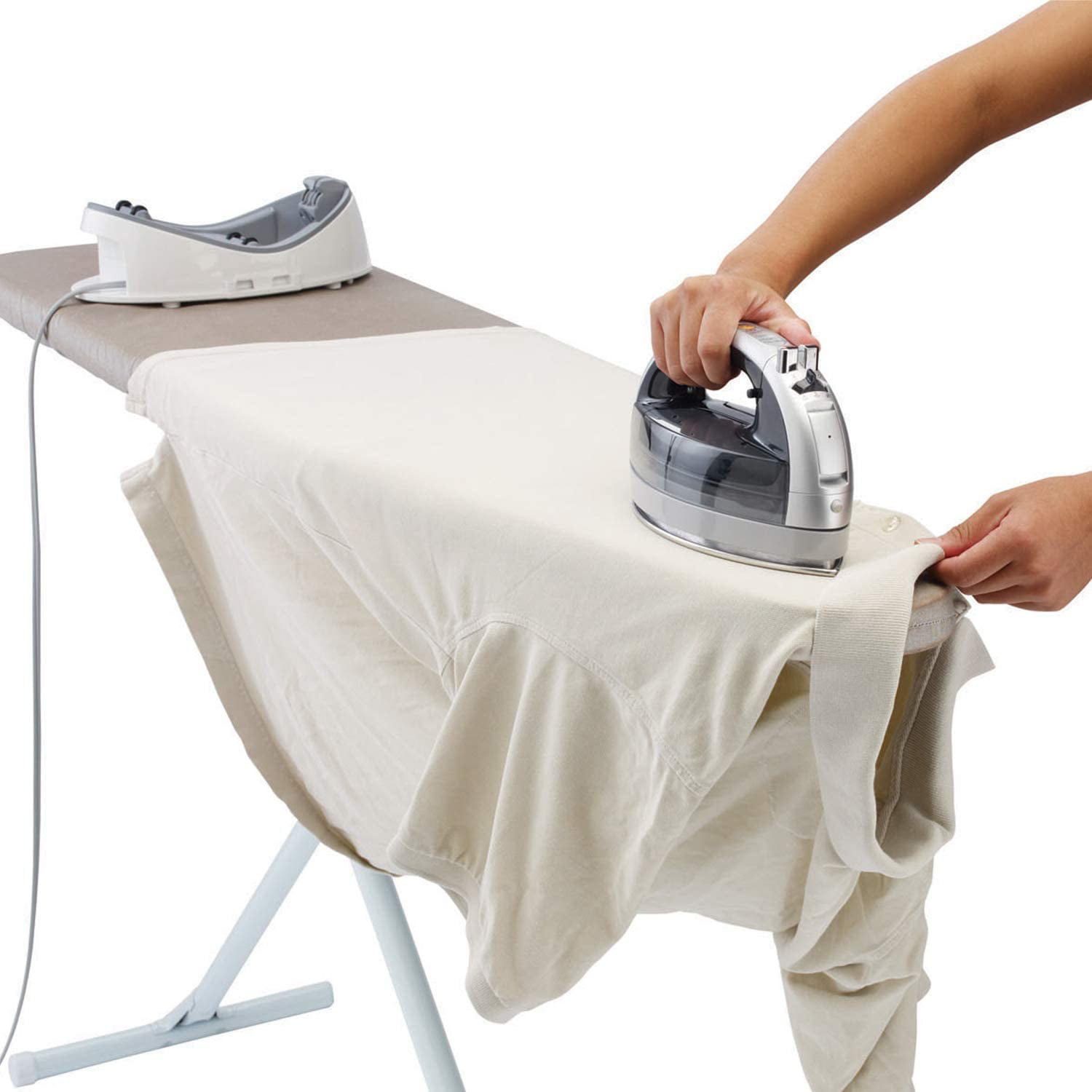 Ironing clothes with steam фото 94