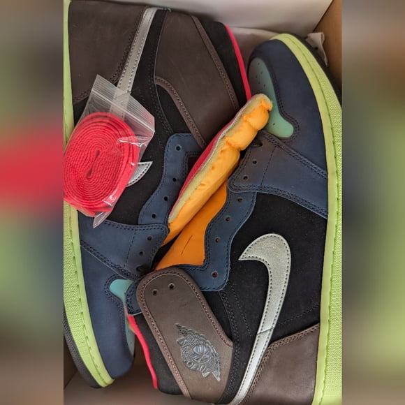 Jordan 15M- Air Jordan 1 Tokyo Bio Hack