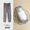thumbnail image 1 of Pyjama en Flanelle Automne Hiver pour Femmes Deux Pièces Ample Décontracté Vêtements de Maison Nouveau Col Rond Pyjama Simple en Polaire Corail Rayé pour Femmes, 1 of 5