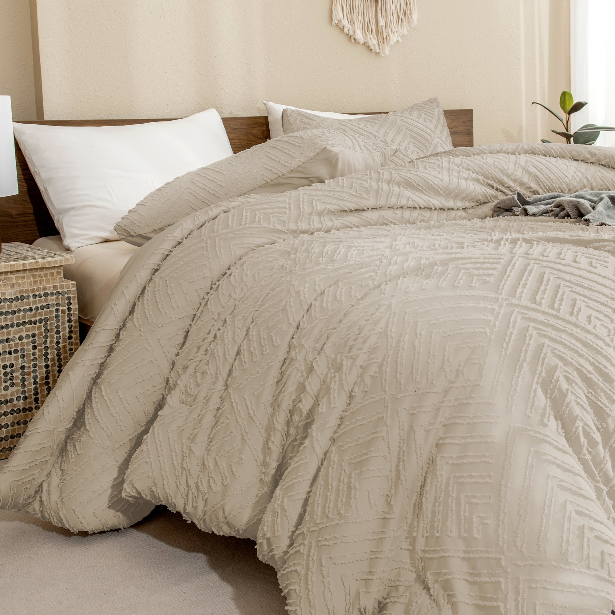 ANGENIA King Comforter Sets Oatmeal, 3 Pieces Boho Soft Lightweight Fluffy Tufted Bedding Comforter Set, All Season Elegant Down Alternative Comforter Bed Set for Women Men