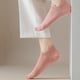 thumbnail image 4 of Calcetines tobilleros deportivos de algodón con amortiguación para mujer, 4 of 5