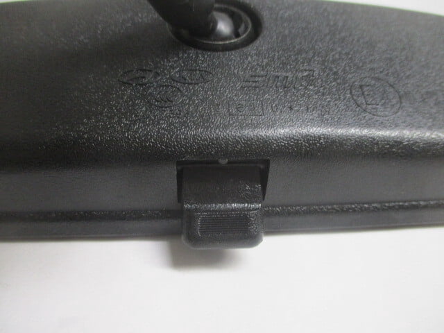 Pre-Owned Kia Soul Forte Rondo Manual Rear View Mirror OEM LKQ - Verify Specific Vehicle Fitment In Description - (Good)