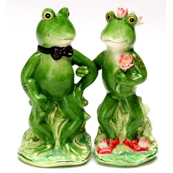 Alfrogo & Frogalina  Salt & Pepper Shaker By Lee Fitzgerrell 